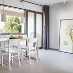 Lena Mare Boutique 4*