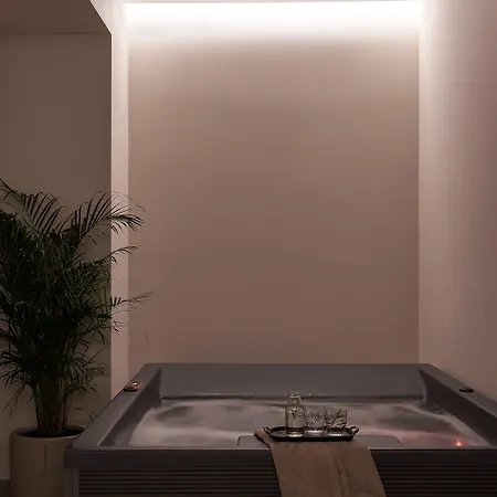 Lena Mare Boutique Hotel 4*